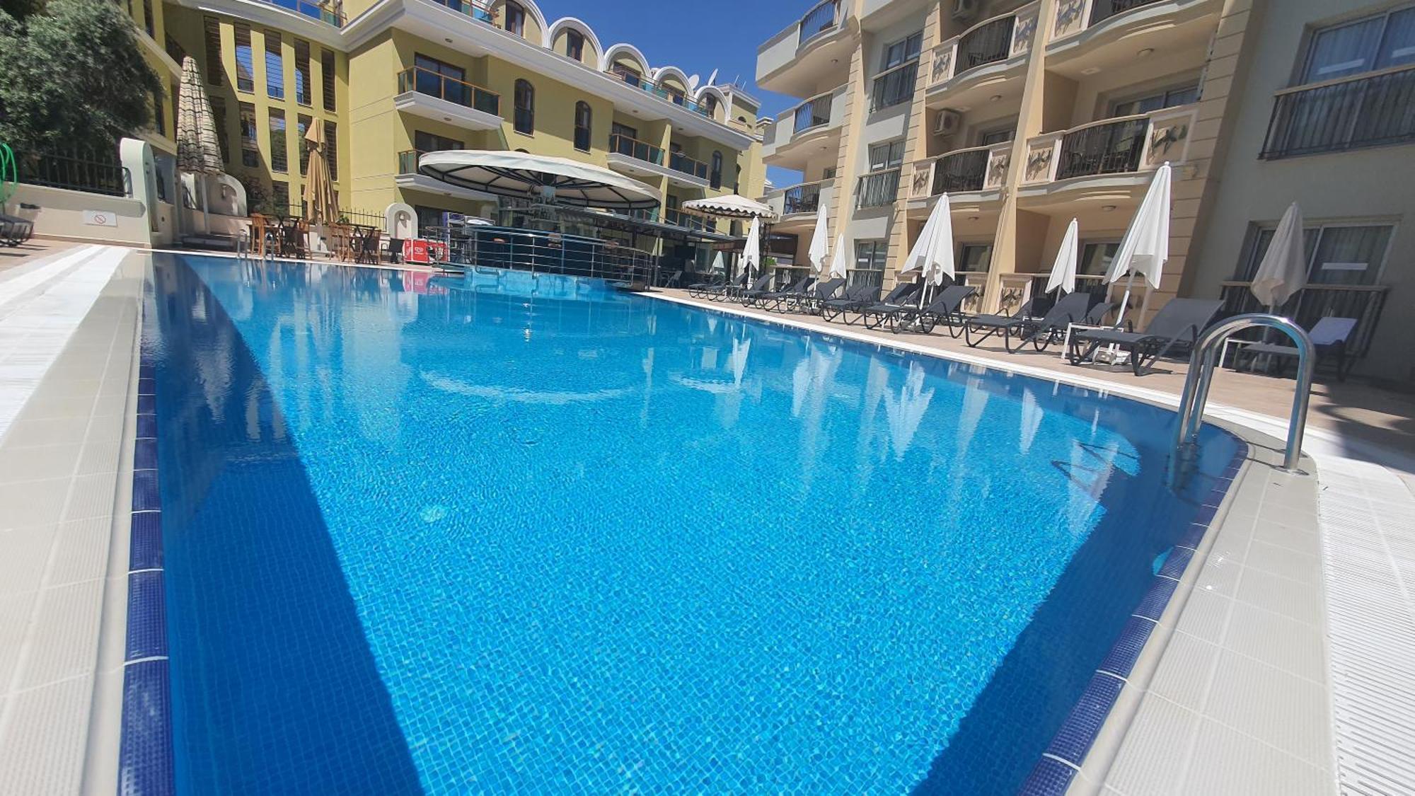 Club Karakas Apart Otel Мармарис Экстерьер фото