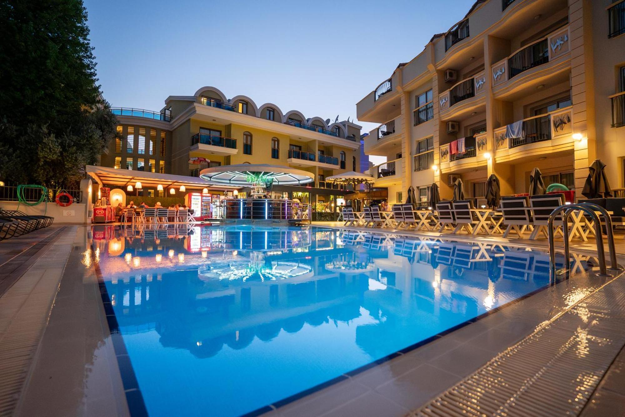 Club Karakas Apart Otel Мармарис Экстерьер фото