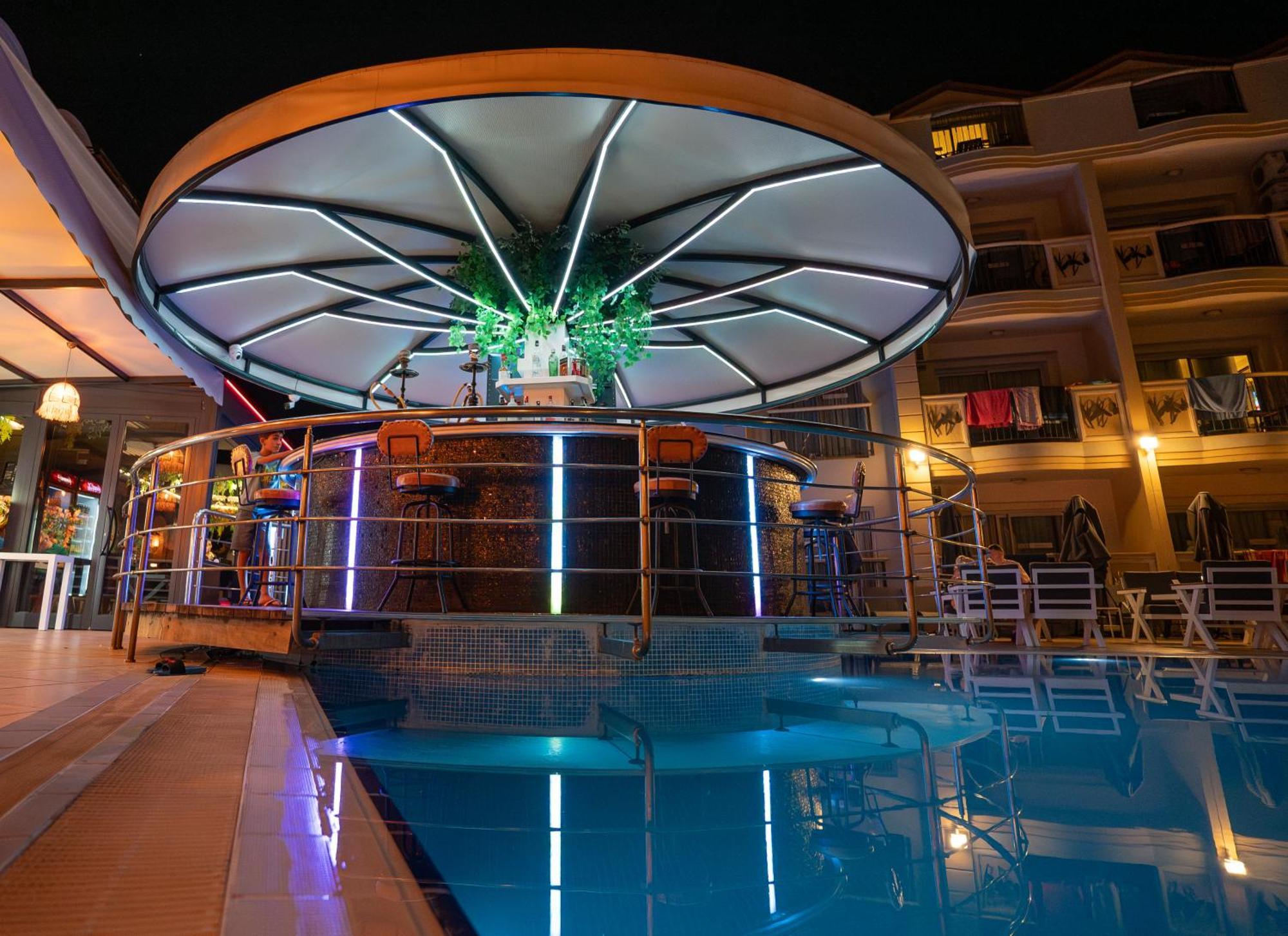 Club Karakas Apart Otel Мармарис Экстерьер фото