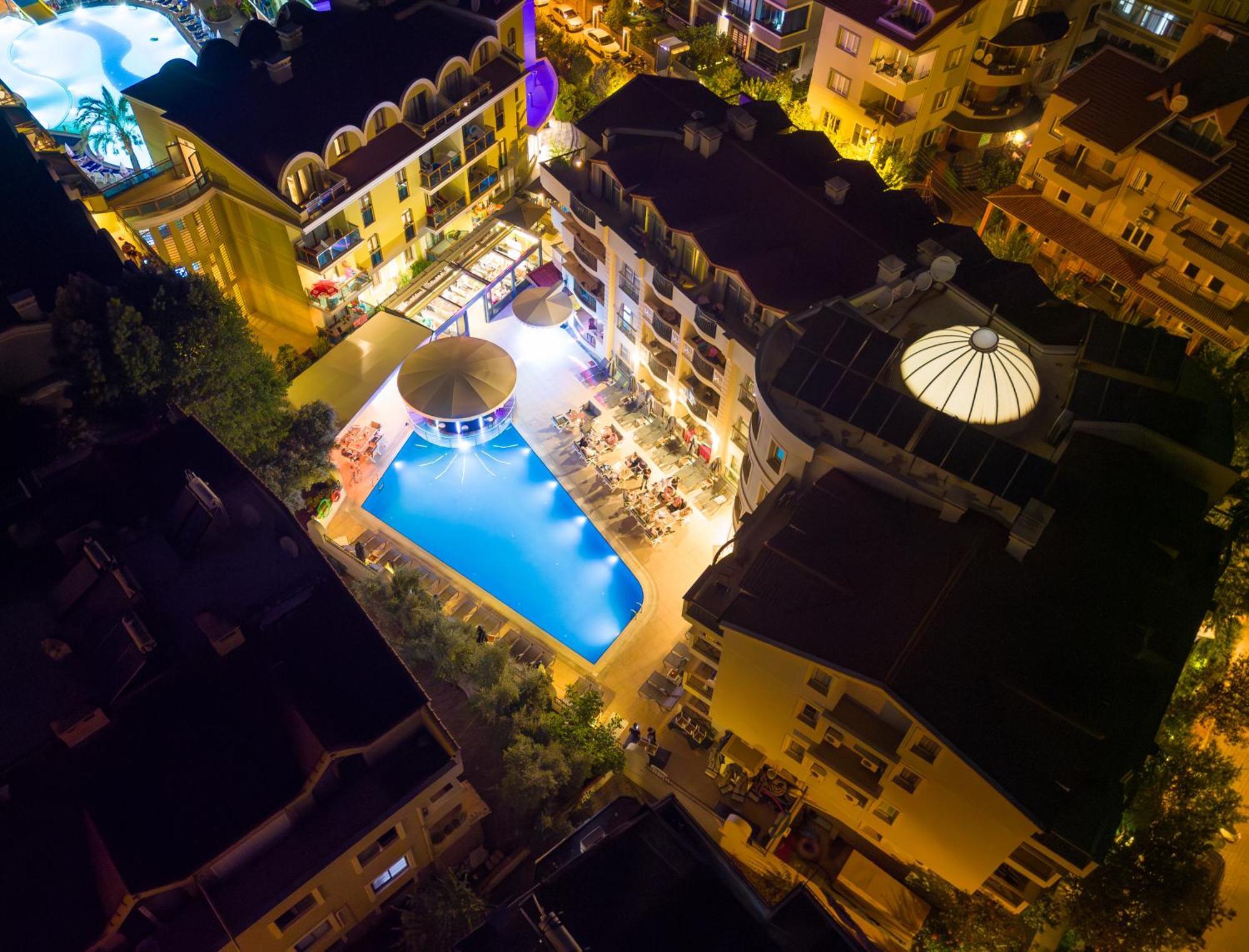 Club Karakas Apart Otel Мармарис Экстерьер фото