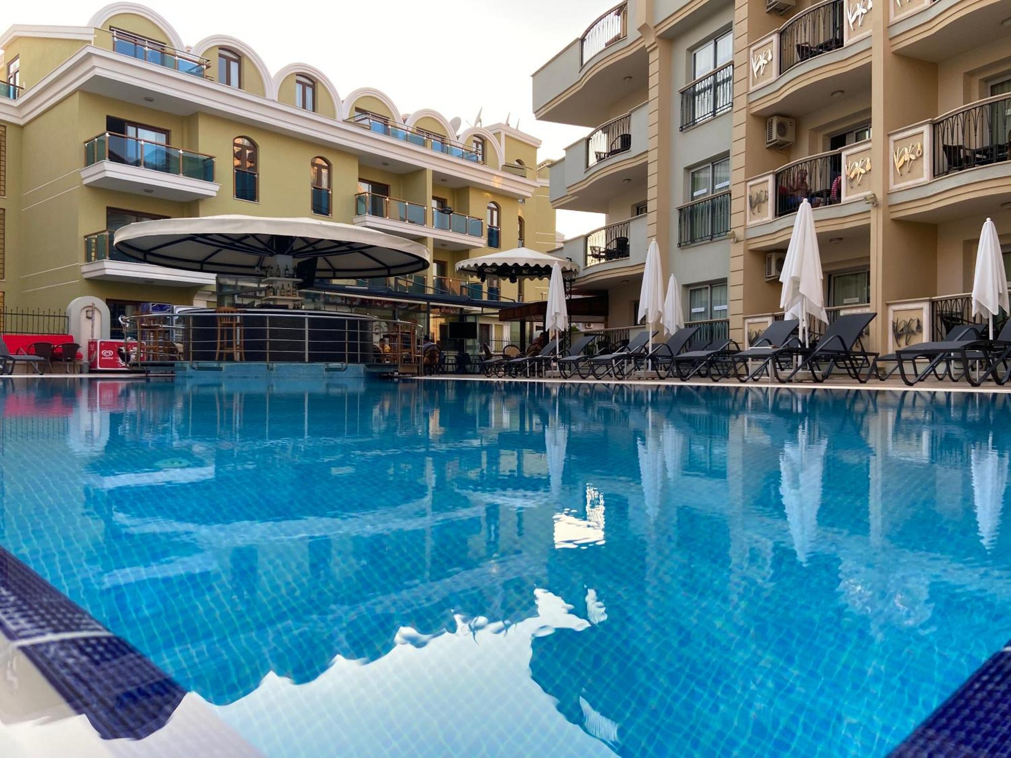 Club Karakas Apart Otel Мармарис Экстерьер фото
